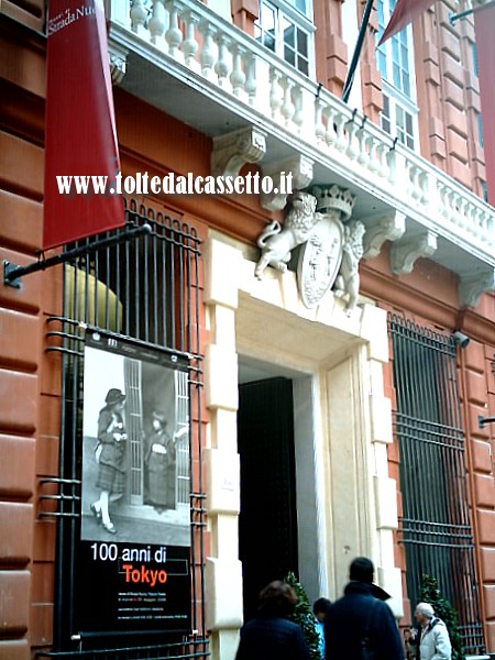 GENOVA (Via Garibaldi) - Il museo di Palazzo Rosso durante la mostra "100 anni di Tokyo"
