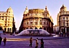 GENOVA - Piazza De Ferrari, centro topografico della citt, considerata una delle pi belle piazze d'Europa