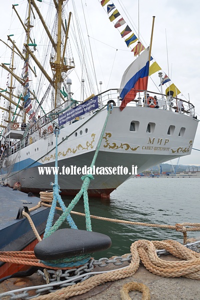 LA SPEZIA (Festa della Marineria 2013) - Poppa della nave scuola russa Mir ormeggiata al molo Italia
