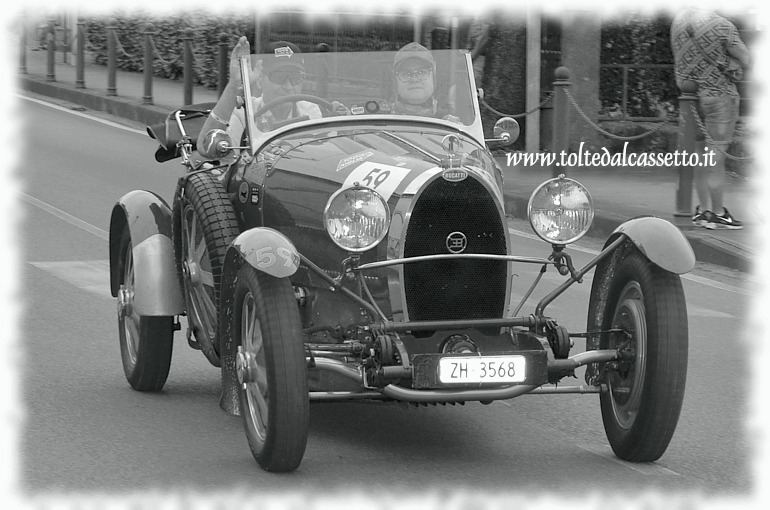 MILLE MIGLIA 2021 - Bugatti T43 GS anno 1930 (Equipaggio: Oskar Meier e Katerina Batouskova - Numero di gara: 59)