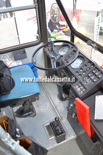 Posto guida di autobus FIAT 418 AC Breda Pistoiesi del 1979 (ex ACTT Treviso)
