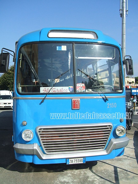 Autobus FIAT per viaggi turistici