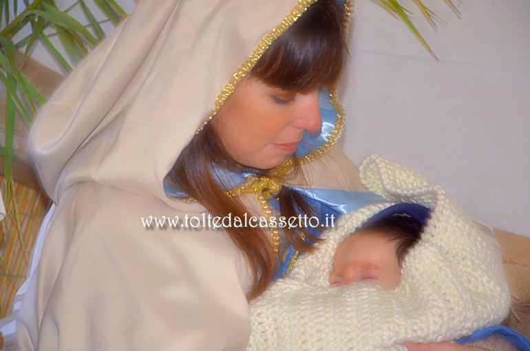 LERICI (Presepe vivente) - Particolare di Madonna con Bambino