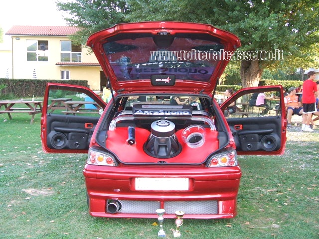 TUNING - Peugeot 106con  car audio & video da competizione allestito da ArteSuono