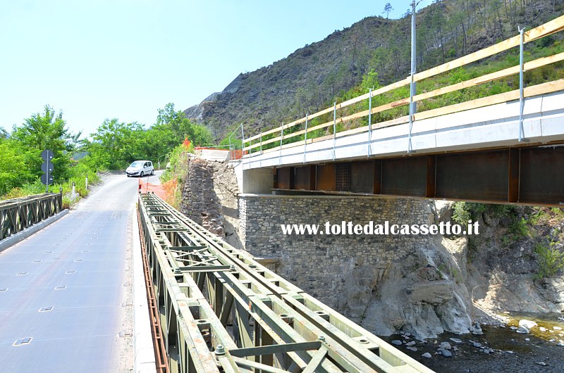 ROCCHETTA VARA (23 Giugno 2019) - L'impalcato del nuovo ponte sul torrente Gravegnola in via di ultimazione
