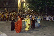 S.STEFANO MAGRA - Ballo delle dame in Piazza della Pace (dalla rievocazione di un antico mercato sulla Via Francigena)