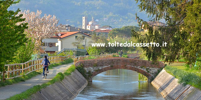 CANALE LUNENSE (Pista ciclabile) - Congiunzione ottica con la Pieve di S.Stefano di Magra