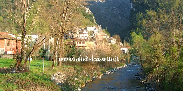 EQUI TERME - Panorama con torrente Lucido