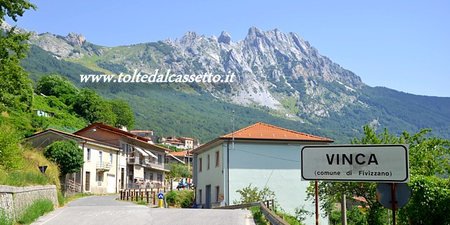 VINCA di FIVIZZANO - Panorama all'ingresso del borgo