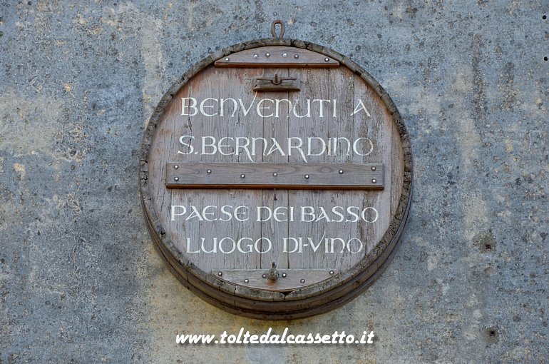 CINQUE TERRE (Vernazza) - Per gustare del buon vino bisogna andare sul Colle di San Bernardino "paese dei Basso e luogo di-vino"