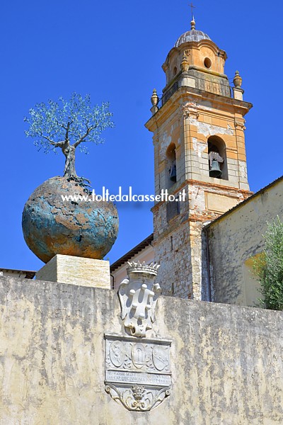 PIETRASANTA - "Albero della Vita - Ver Sacrum" di Andrea Roggi, scultura in bronzo del 2019 (The Circle of Life Art Gallery)