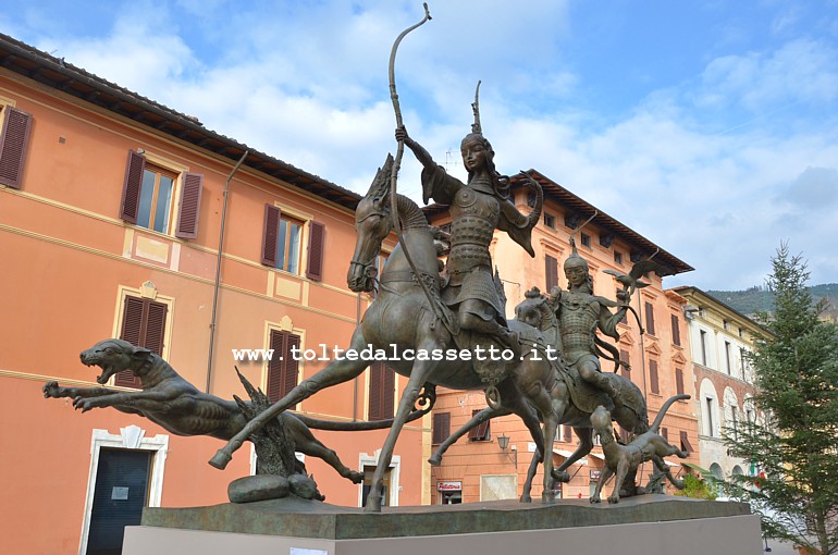 PIETRASANTA (Piazza Duomo) - "Royal Hunting" (Caccia Reale)