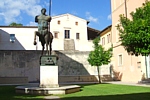 PIETRASANTA - Il Centauro (collocato nella piazza omonima), statua in bronzo opera di Igor Mitoraj
