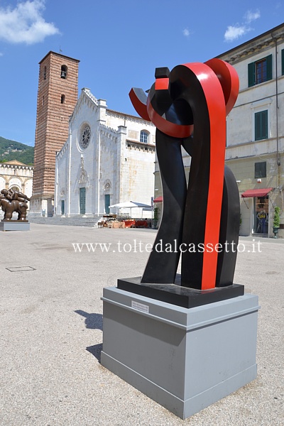 PIETRASANTA (Homo Faber - Mindcraft, 2013) - "Serpente della guerra" di Sophia Vari, scultura in bronzo policromo (Fonderia Artistica Mariani)