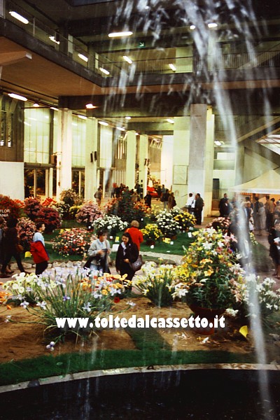 EUROFLORA 1991 - Fiori con zampillo d'acqua