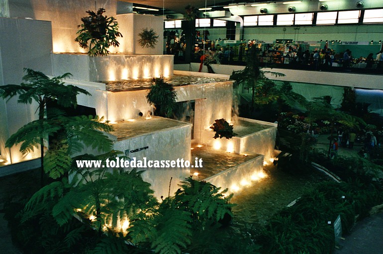 EUROFLORA 2006 - Cascata allestita per promozionare pompe idrauliche