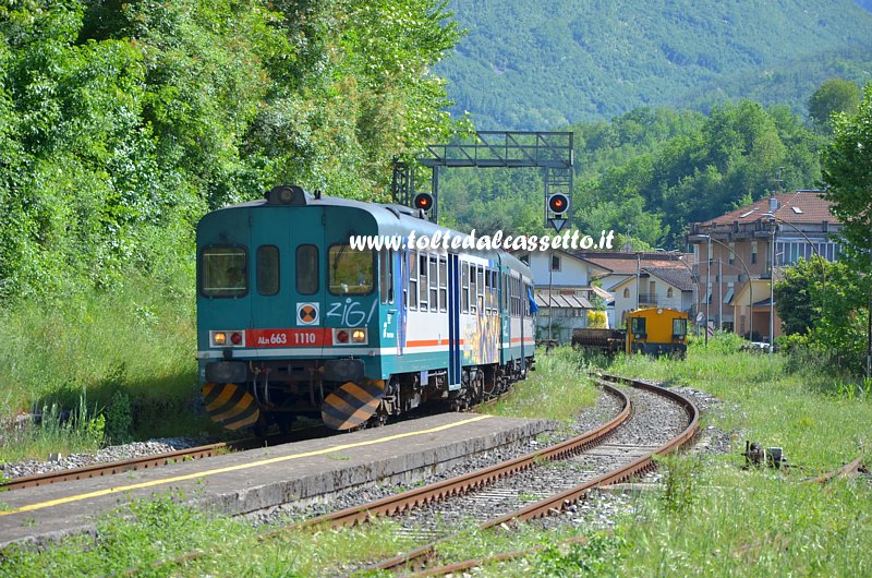 FERROVIA AULLA-LUCCA - Binari della stazione di Gragnola in direzione Monzone