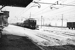 STAZIONE DI S.STEFANO MAGRA - Il marciapiede e il parco binari dopo una copiosa nevicata ( foto degli anni '60)