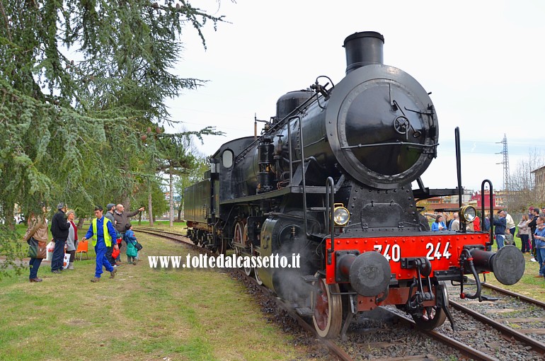 FONDAZIONE FS ITALIANE - La locomotiva a vapore 740-244 in manovra nel deposito treni storici di La Spezia Migliarina