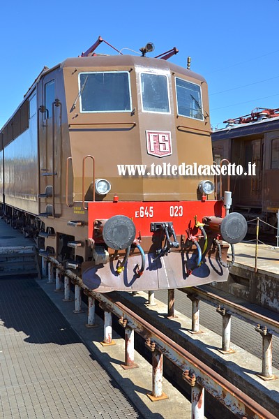 Locomotore Elettrico E 645 023 locomotore-elettrico-e-645-023