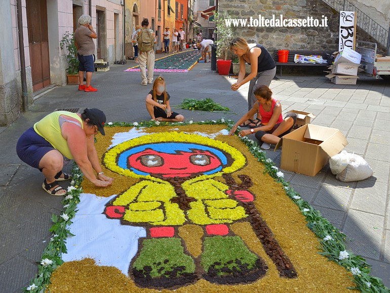 BRUGNATO (Infiorata del Corpus Domini 2025) - Luce, la mascotte ufficiale del Giubileo del 2025