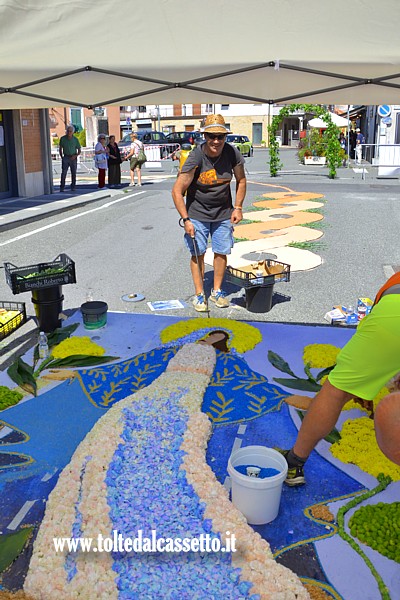 BRUGNATO (Infiorata del Corpus Domini 2026) - Quadro con figura della Madonna in Via Briniati