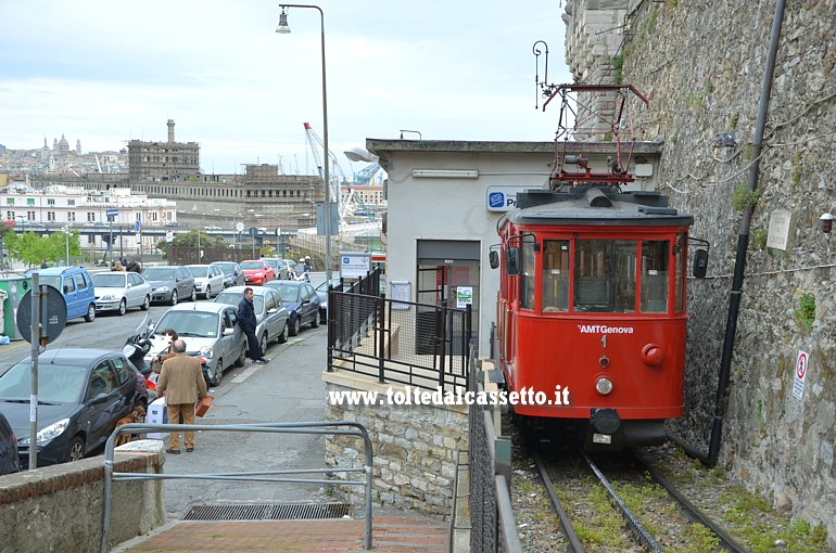 FERROVIA A CREMAGLIERA PRINCIPE-GRANAROLO - La stazione cittadina posta nei pressi della Stazione Ferroviaria di Porta Principe