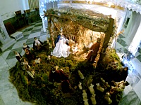 GENOVA (Granarolo) - Presepe statico con le preziose statuine del Maragliano nella Chiesa di Santa Maria Assunta GENOVA (Granarolo) - Presepe statico con le preziose statuine del Maragliano nella Chiesa di Santa Maria Assunta