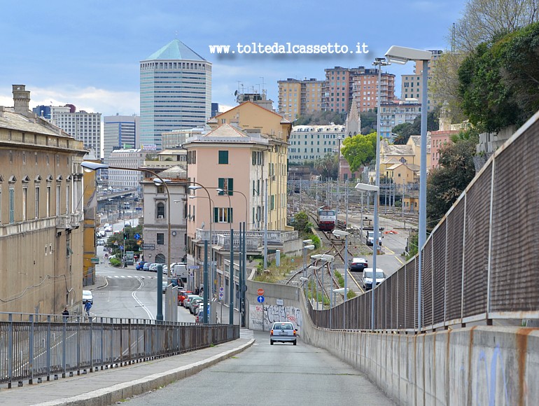 GENOVA - Il Matitone visto da via Mario Abbiate