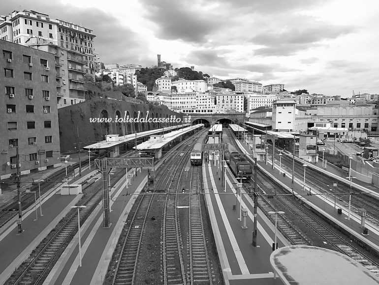GENOVA - La stazione ferroviaria di Piazza Principe