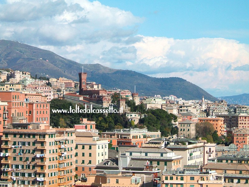 GENOVA - Il Castello D'Albertis domina la citt dalla collina di Montegalletto