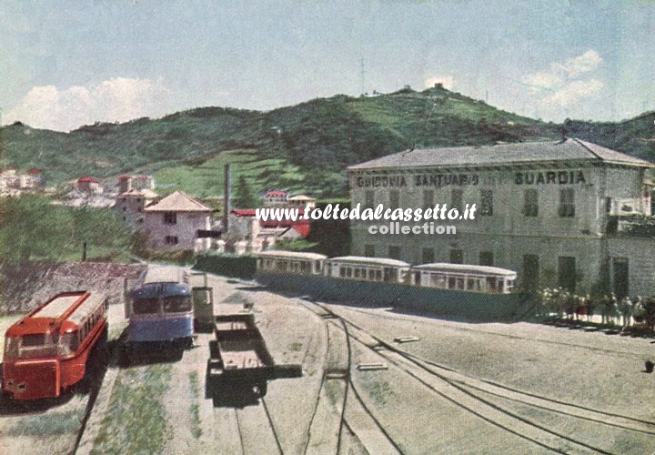 GUIDOVIA SANTUARIO DELLA GUARDIA - Parco binari ed edificio della Stazione Inferiore di Genova-Serro San Quirico (Valpolcevera)