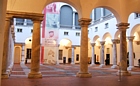 GENOVA - Cortile e porticato di Palazzo Ducale