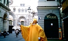 GENOVA - Artista di strada in San Lorenzo