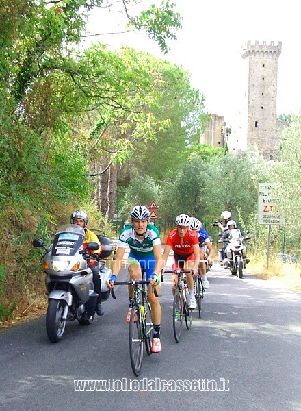 GIRO DELLA LUNIGIANA 2012 - Matej Mohoric inizia in testa la Salita della Spolverina a Castelnuovo Magra. Al GMP transiter con 3 secondi di ritardo da Silvio Herklotz, il tedesco vincitore di tappa