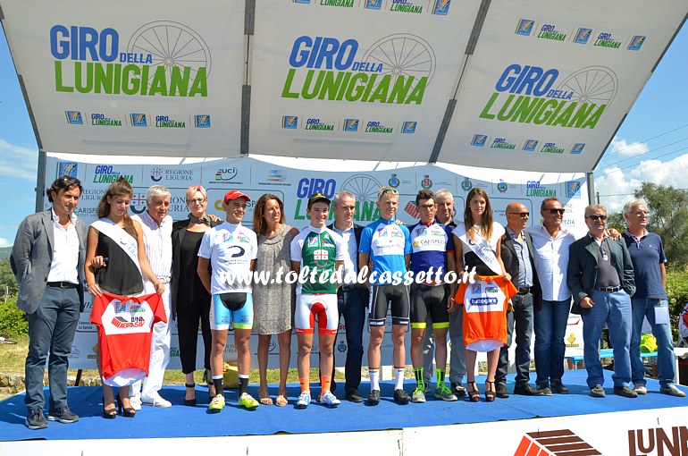 GIRO DELLA LUNIGIANA 2015 (Prima Tappa) - Foto di gruppo finale con atleti, organizzatori ed autorit