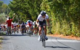 GIRO DELLA LUNIGIANA 2017 (Prima Tappa) - Il tedesco Leon Heinschke (n.15) tenta la fuga sulla salita della Carlotta a Castelnuovo Magra