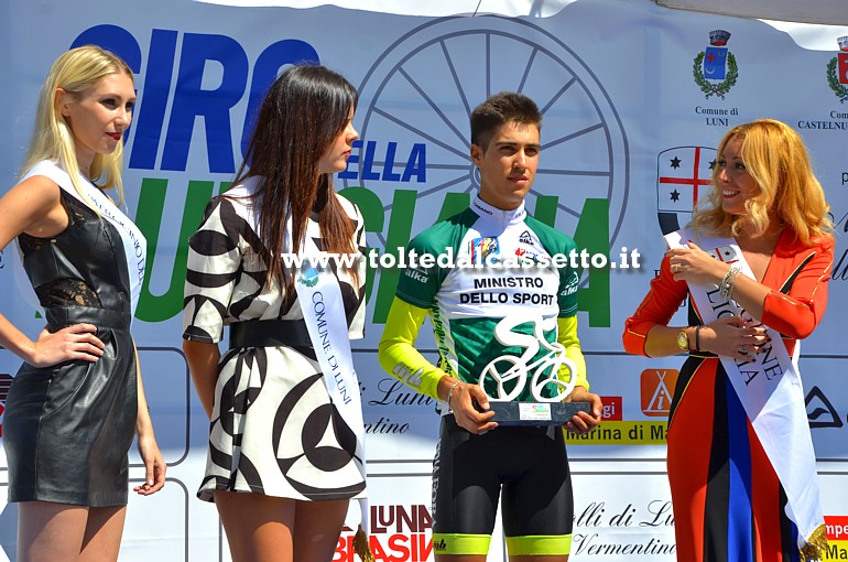 GIRO DELLA LUNIGIANA 2017 - Sul podio di Luni la premiazione di Andrea Innocenti (Toscana) il vincitore della 42a edizione della corsa