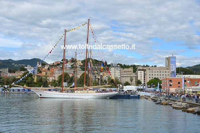 LA SPEZIA (Festa della Marineria 2013) - Il veliero rumeno Adornate