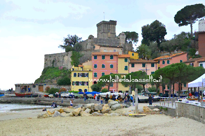 SAN TERENZO - Castello e passeggiata di ponente in una fotografia con effetto quadro a olio