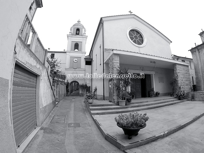 SERRA di LERICI - La Chiesa di San Giovanni Decollato