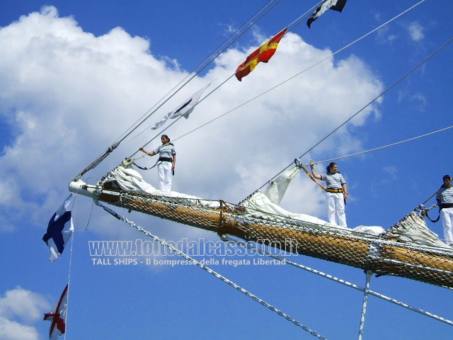 TALL SHIPS - Il bompresso della fregata argentina Libertad