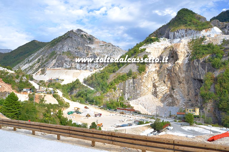 COLONNATA - Montagne del bacino marmifero