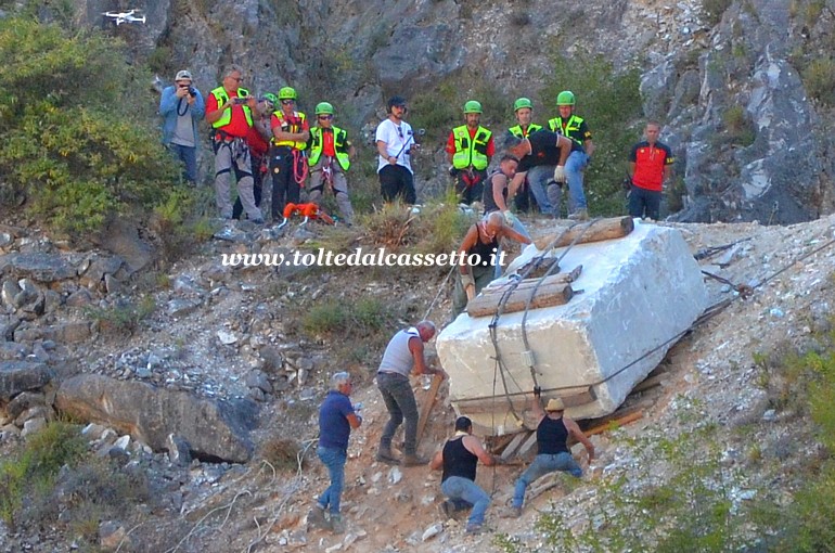 LIZZATURA STORICA 2023 (Ponti di Vara) - Il blocco di marmo inizia la discesa verso valle