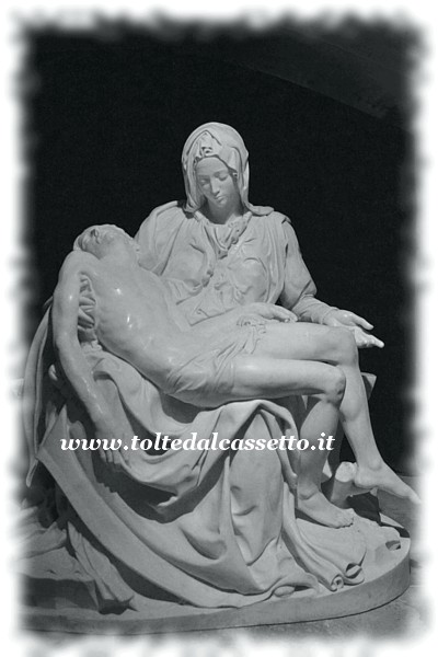 TORANO (Notte e Giorno 2018) - Riproduzione della Pietà realizzata dallo Studio d'Arte Cave Michelangelo