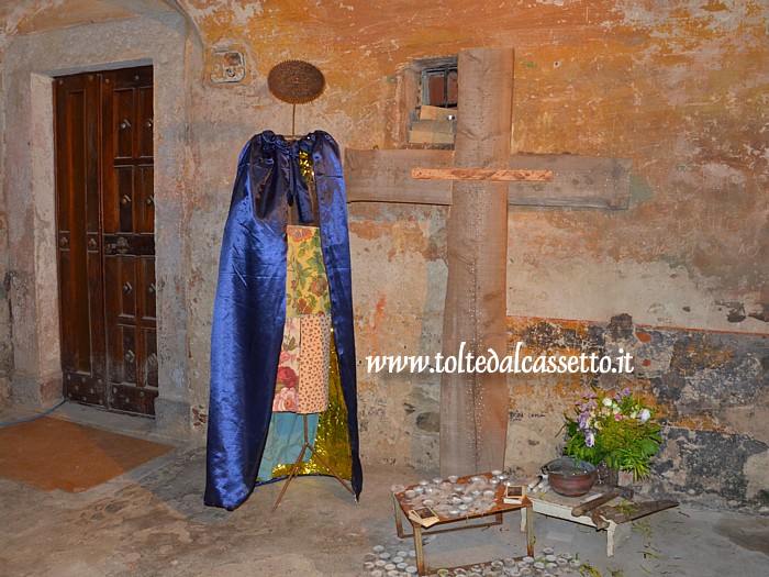 TORANO (Notte e Giorno 2021) - Installazione "Maria il Falegname" di Maria e Elisabetta Cori
