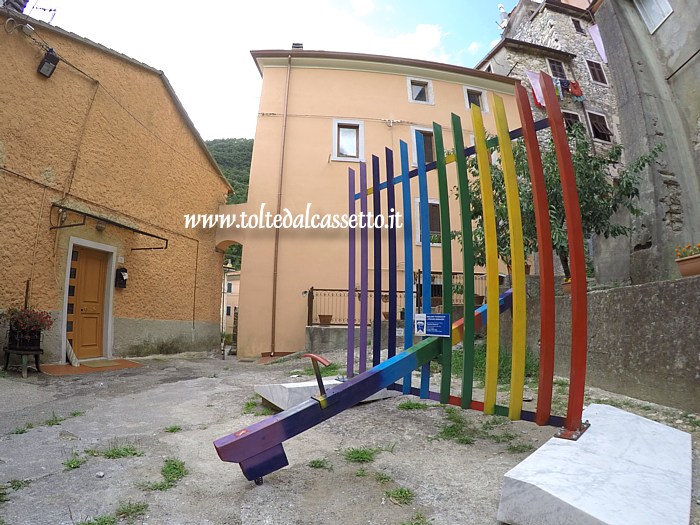 TORANO (Notte e Giorno 2021) - Scultura "Lasciateci Respirare" di Emiliano Tognocchi e Stefano Bernardi