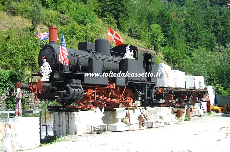 ALPI APUANE (Ponte di Ferro) - Un treno della Ferrovia Marmifera