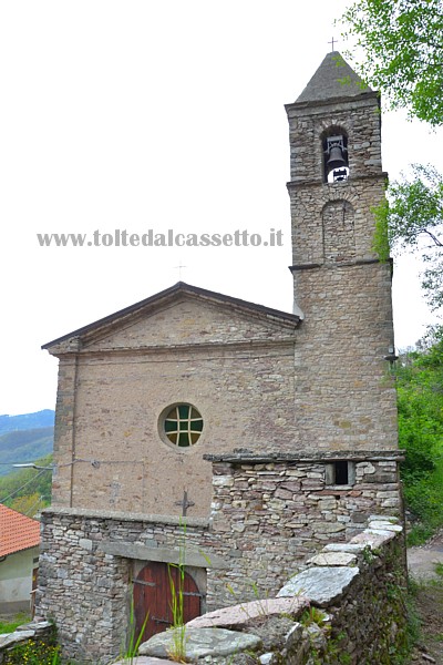 CAMPORAGHENA di COMANO - La Chiesa dei Santi Pietro e Paolo