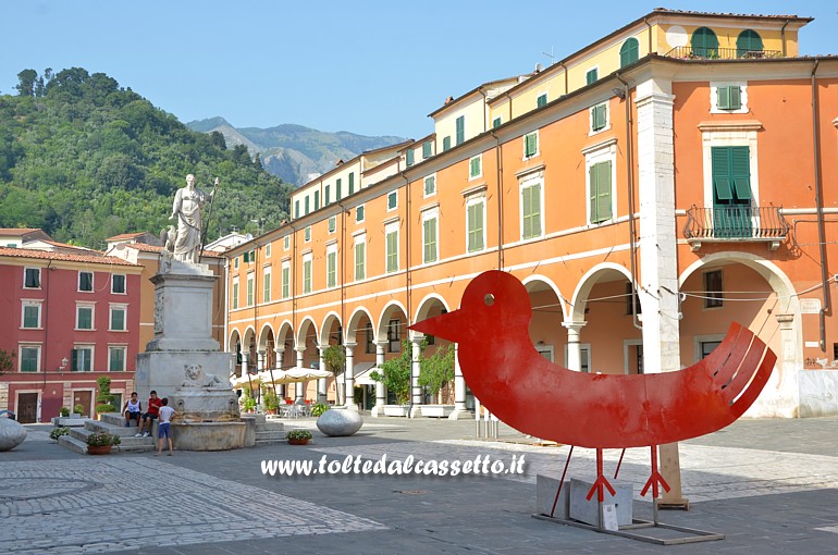 CARRARAMARBLE WEEKS 2015 (Piazza Alberica) - "Volo" di Giuliano Tomaino